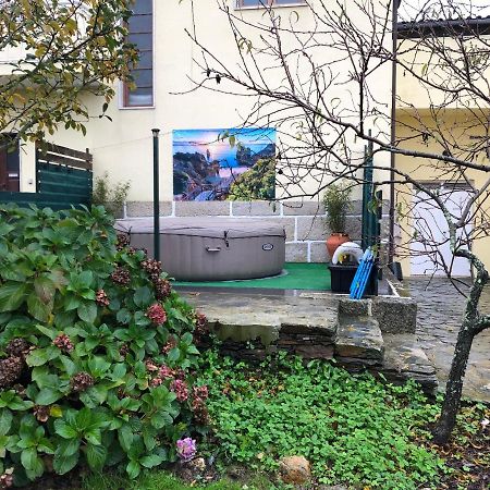 شقة A Casa Amarela Pinheiro de Coja المظهر الخارجي الصورة