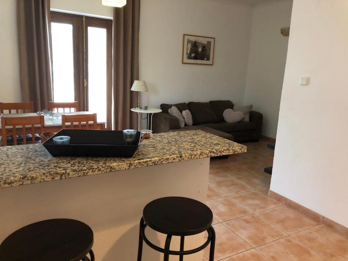 شقة A Casa Amarela Pinheiro de Coja المظهر الخارجي الصورة